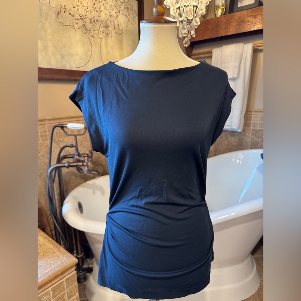 Adrienne Vittadini Navy Short Sleeve Top crunched sides size small